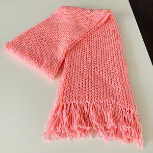 WARM AND COZY: Knit Scarf, Pink
